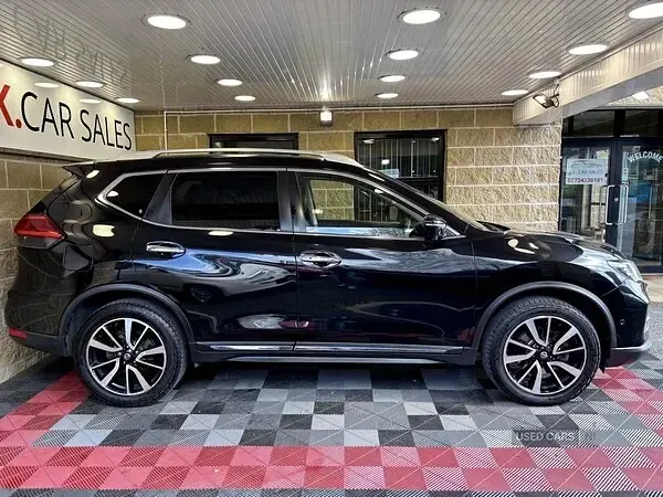 Used Nissan X-Trail Tekna 130 HP (95 kW) 2018 Black SUV
