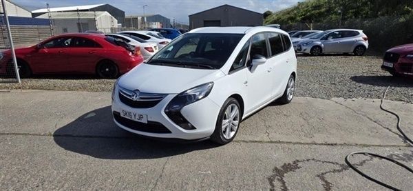 White Used 2016 Vauxhall Zafira SRi MPV | £6,750 (A bit pricey) - Image 1/1