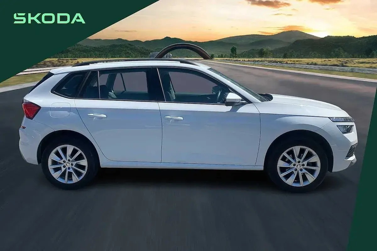 Used Skoda 110 R SE 81 HP (59 kW) 2024 Moon white metallic Estate