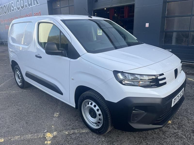 New Peugeot Partner S 102 HP (75 kW) 2026 Ice white MPV