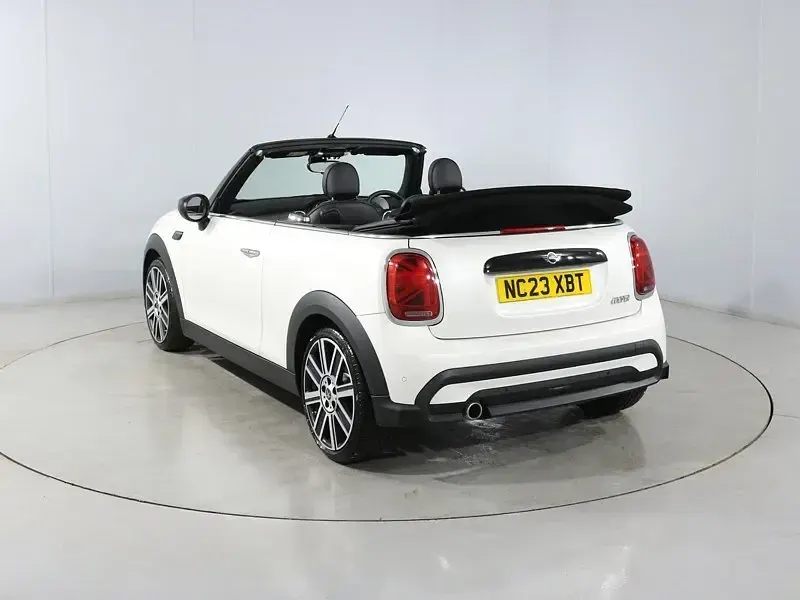 Usado Mini Cooper Cabriolet Exclusive 2023 Branco Cabrios