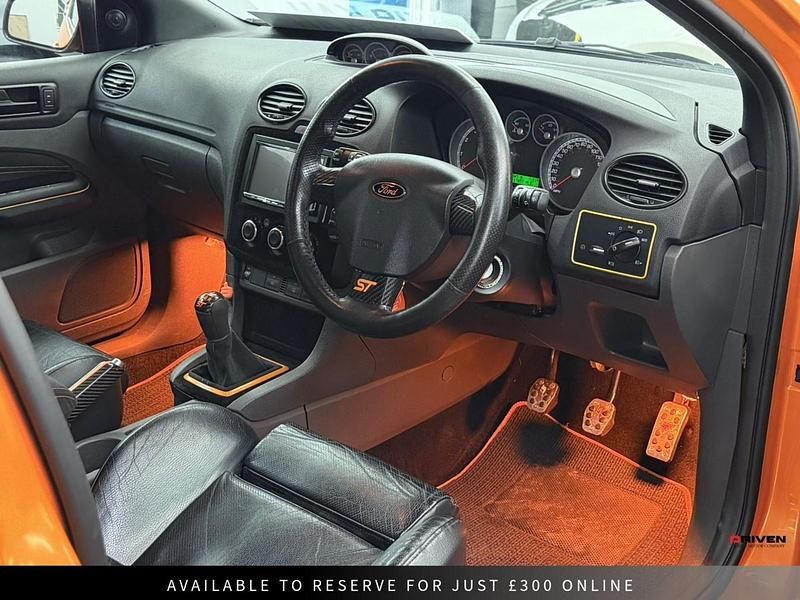 Used Ford Focus ST 2007 Orange Hatchback