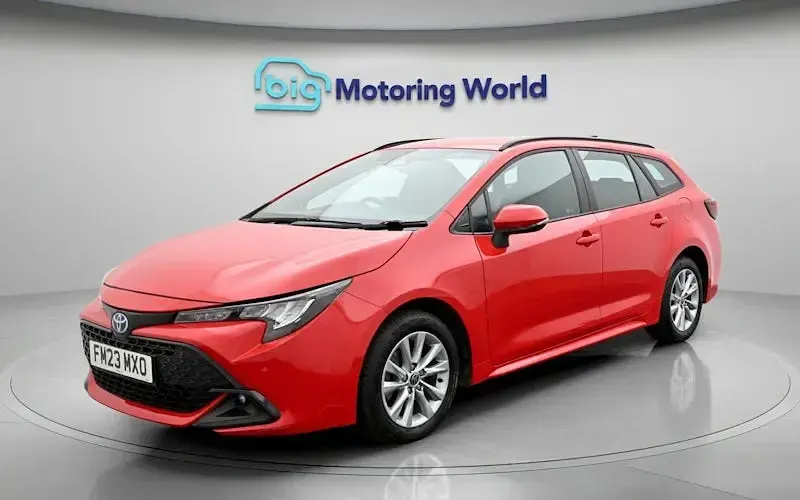 Gebraucht Toyota Corolla 140 PS (102 kW) 2026 Kombi