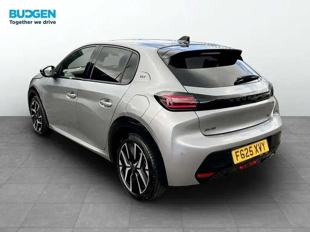 Usado Peugeot 208 GTi 2025 Gris Utilitario
