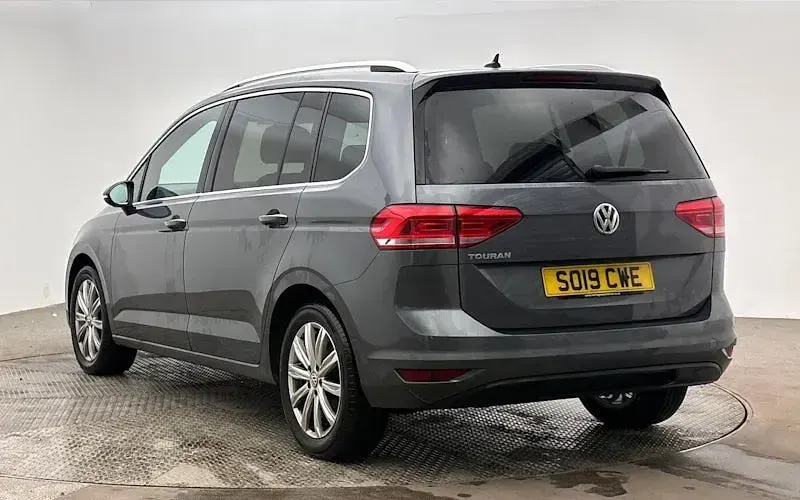 Used VW Touran SEL 150 HP (110 kW) 2025 MPV