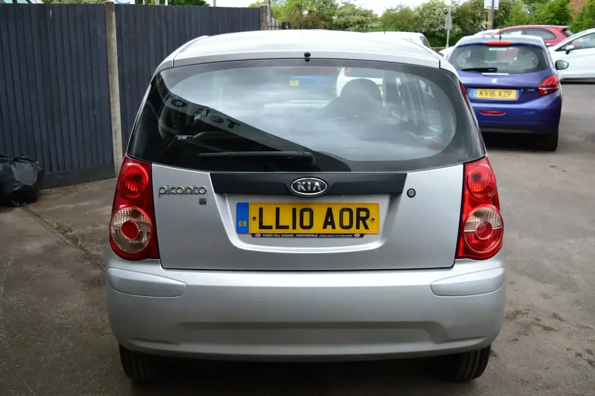 Used Kia Picanto 2010 Silver Hatchback