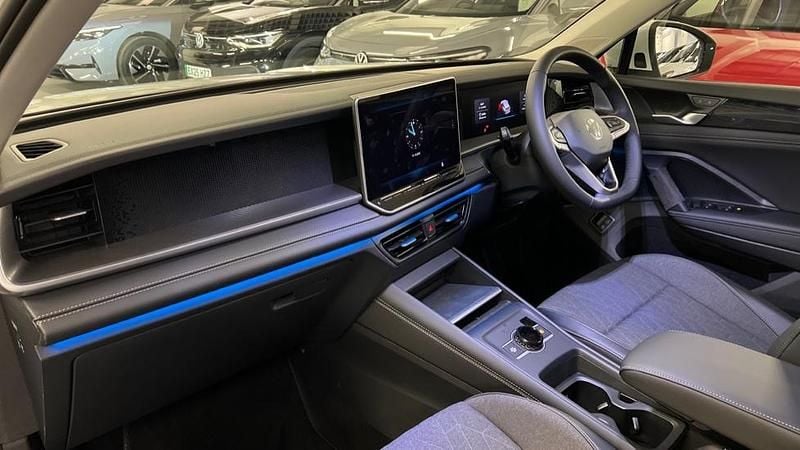 Used VW Tayron Life 204 HP (150 kW) 2025 Pure white SUV