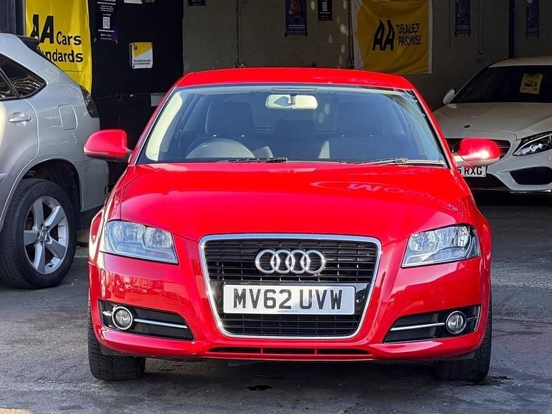 Used Audi A3 Sportback Sport 125 HP (91 kW) 2012 Red Hatchback