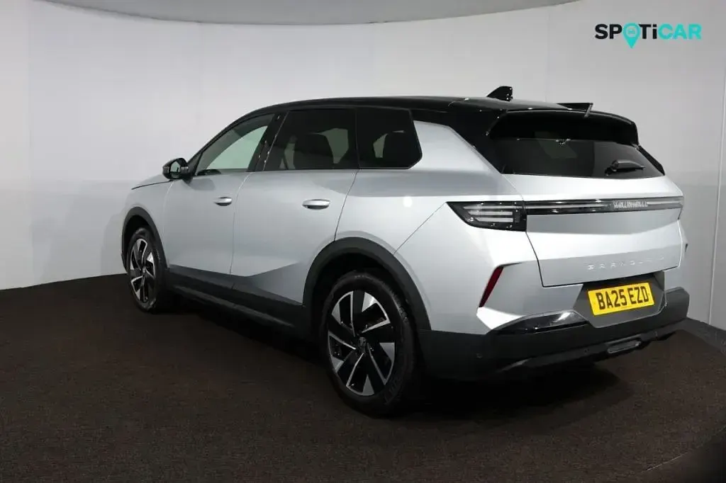Used Vauxhall Grandland X Ultimate 145 HP (106 kW) 2025 Grey SUV