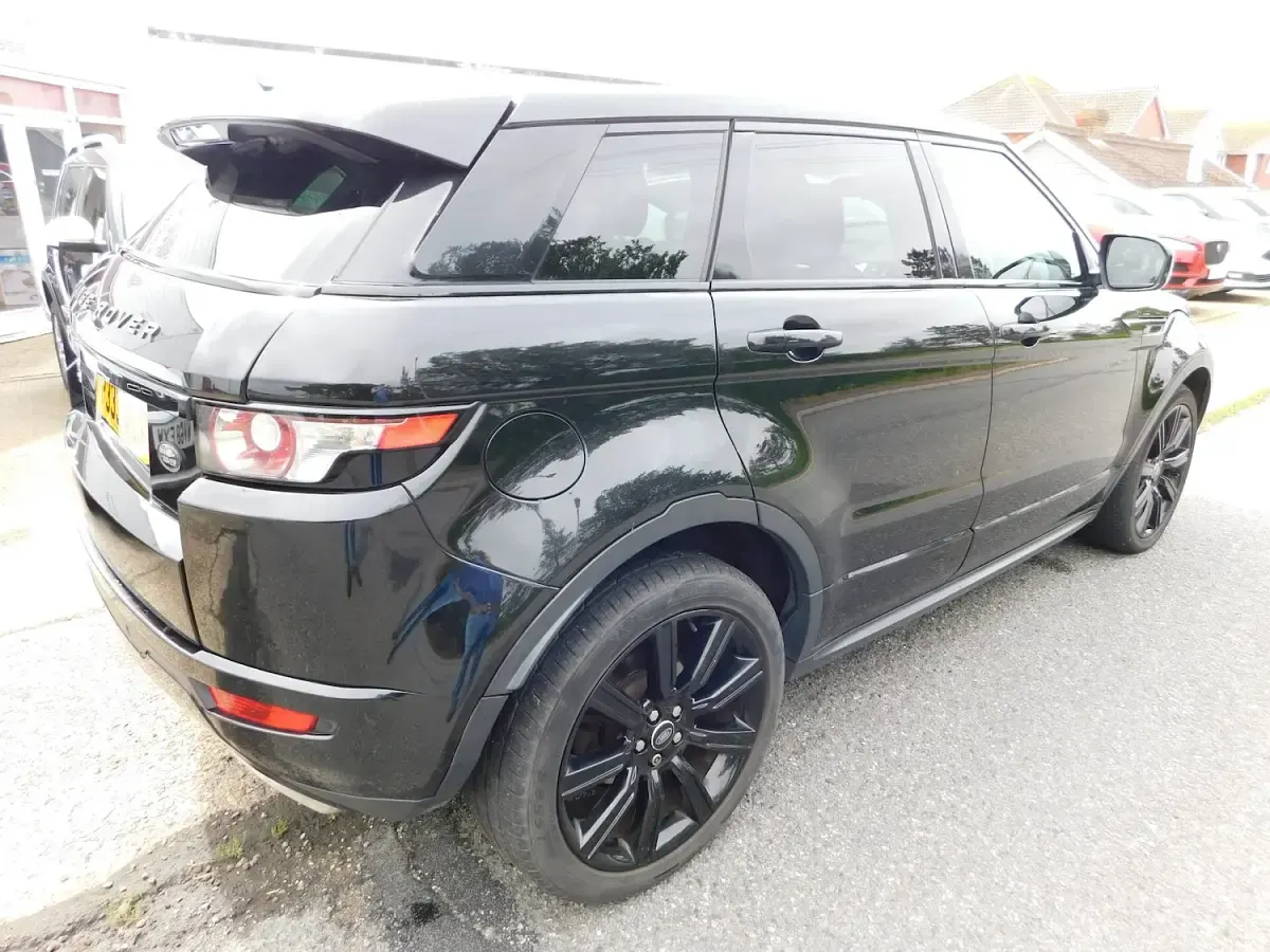 Used Land Rover Range Rover evoque Dynamic 190 HP (139 kW) 2013 Black SUV