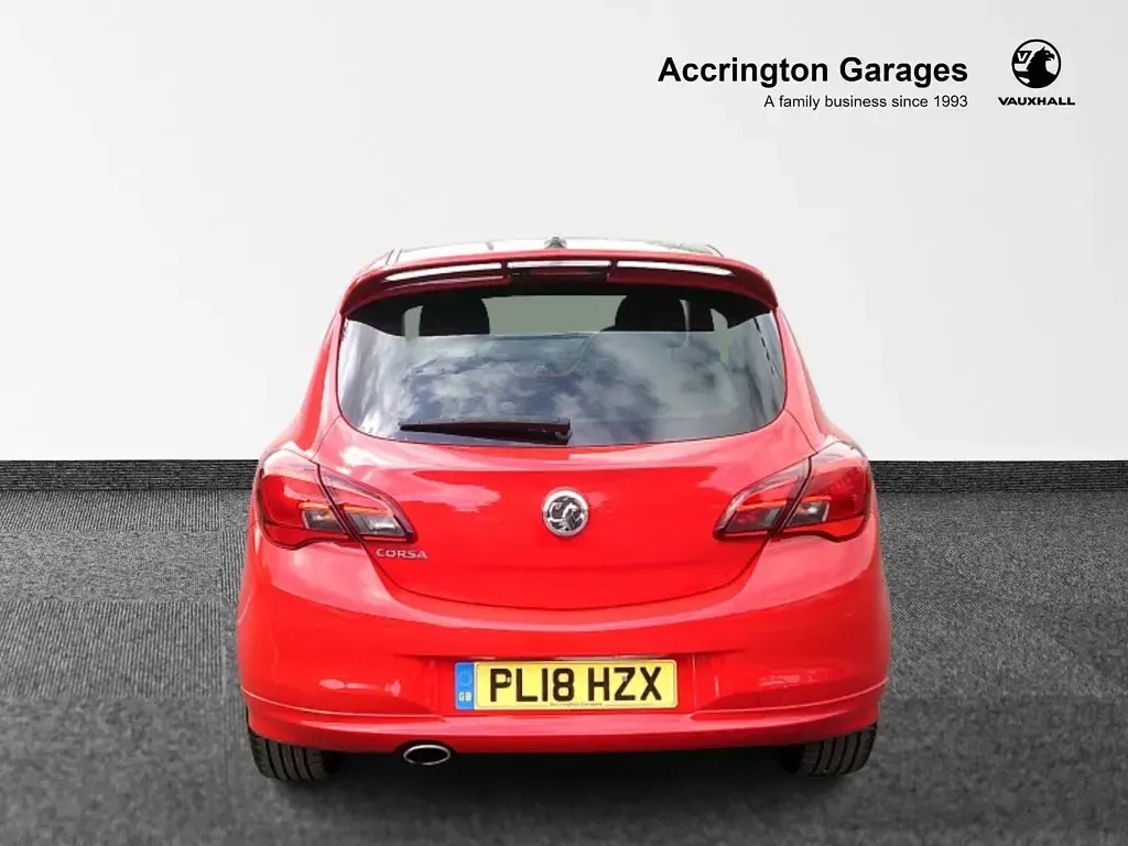 Used Vauxhall Corsa SRi 75 HP (55 kW) 2018 Lava red Hatchback