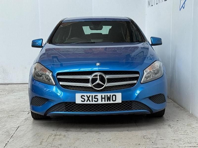 Used Mercedes A180 2015 Blue Hatchback