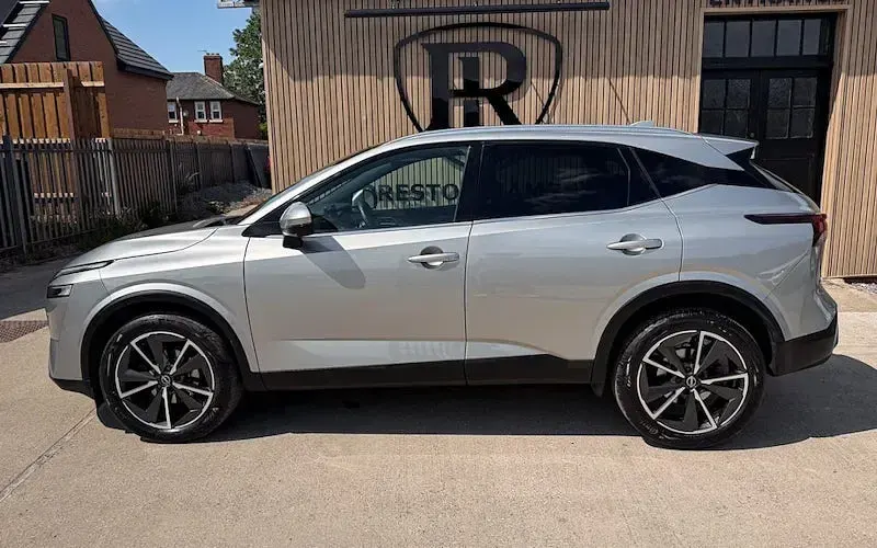 Used Nissan Qashqai Tekna 158 HP (116 kW) 2023 Silver SUV