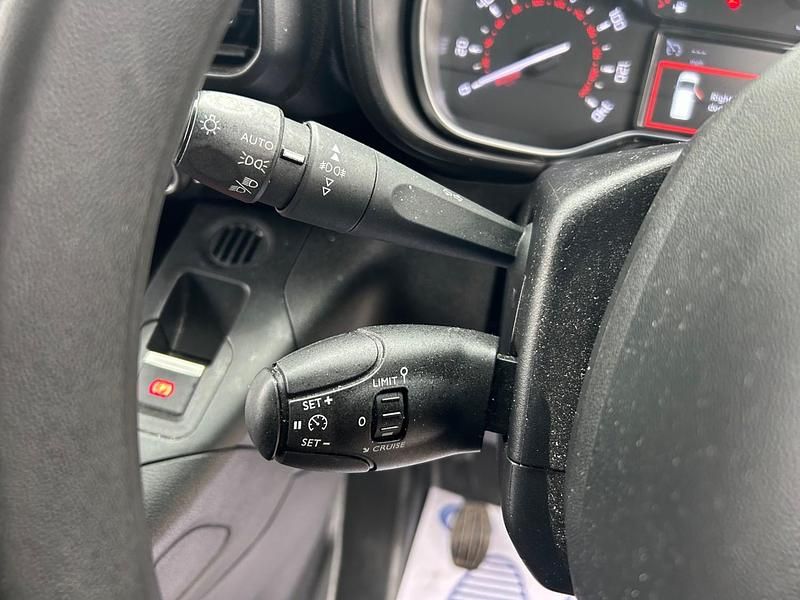 Used Citroën Berlingo 2022 White MPV