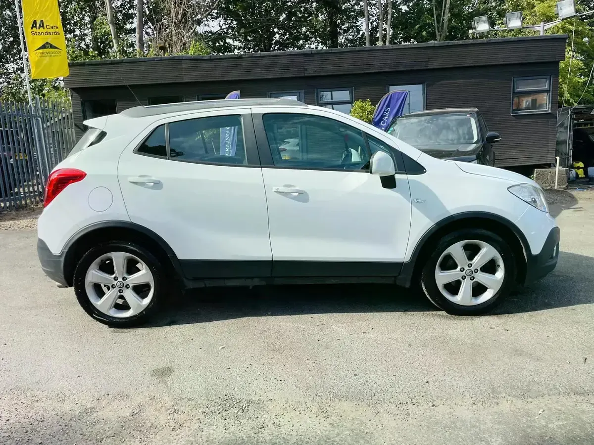 Used Vauxhall Mokka 130 HP (95 kW) 2013 White SUV