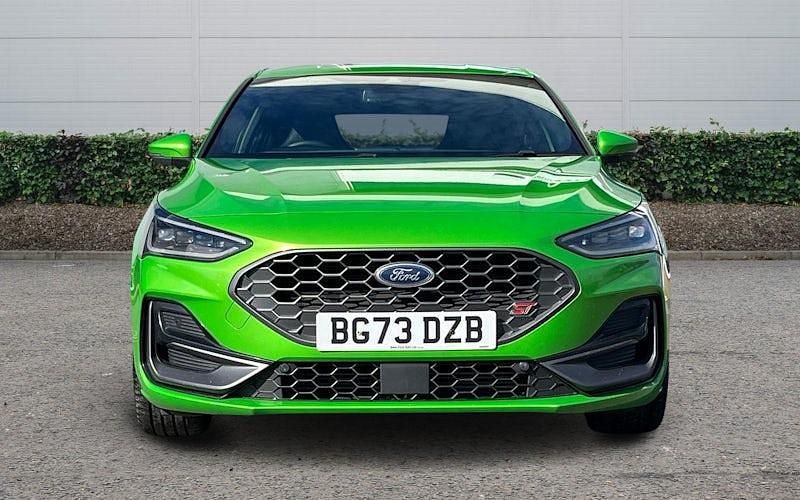 Used Ford Focus ST 280 HP (205 kW) 2024 Hatchback