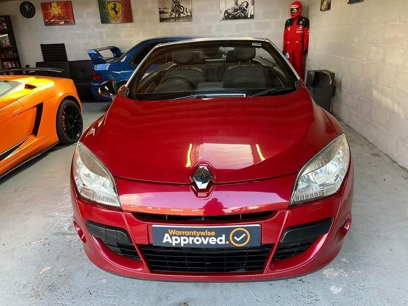 Używany Renault Mégane Cabriolet Dynamique 2010 Czerwony Kabriolet