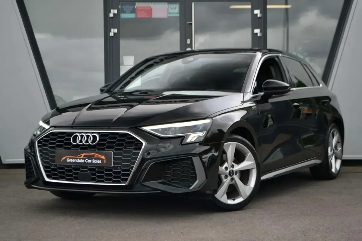 Used Audi A3 Sportback S-Line 150 HP (110 kW) 2022 Hatchback