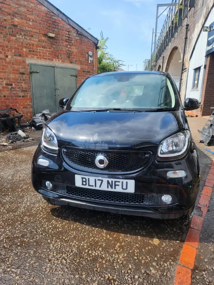 Used Smart ForFour Premium 2017 Black Hatchback