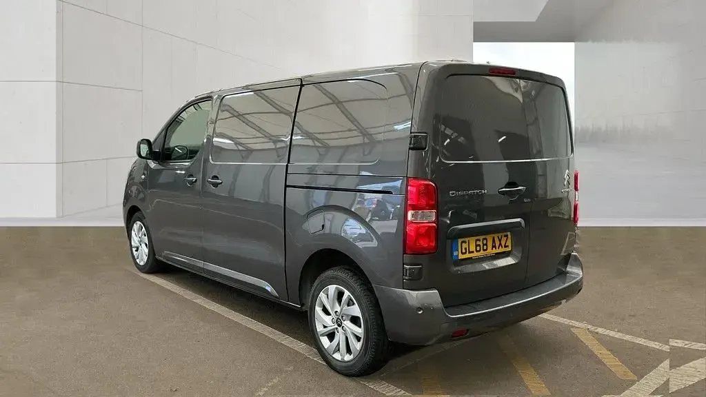 Used Citroën Dispatch 120 HP (88 kW) 2019 Grey MPV