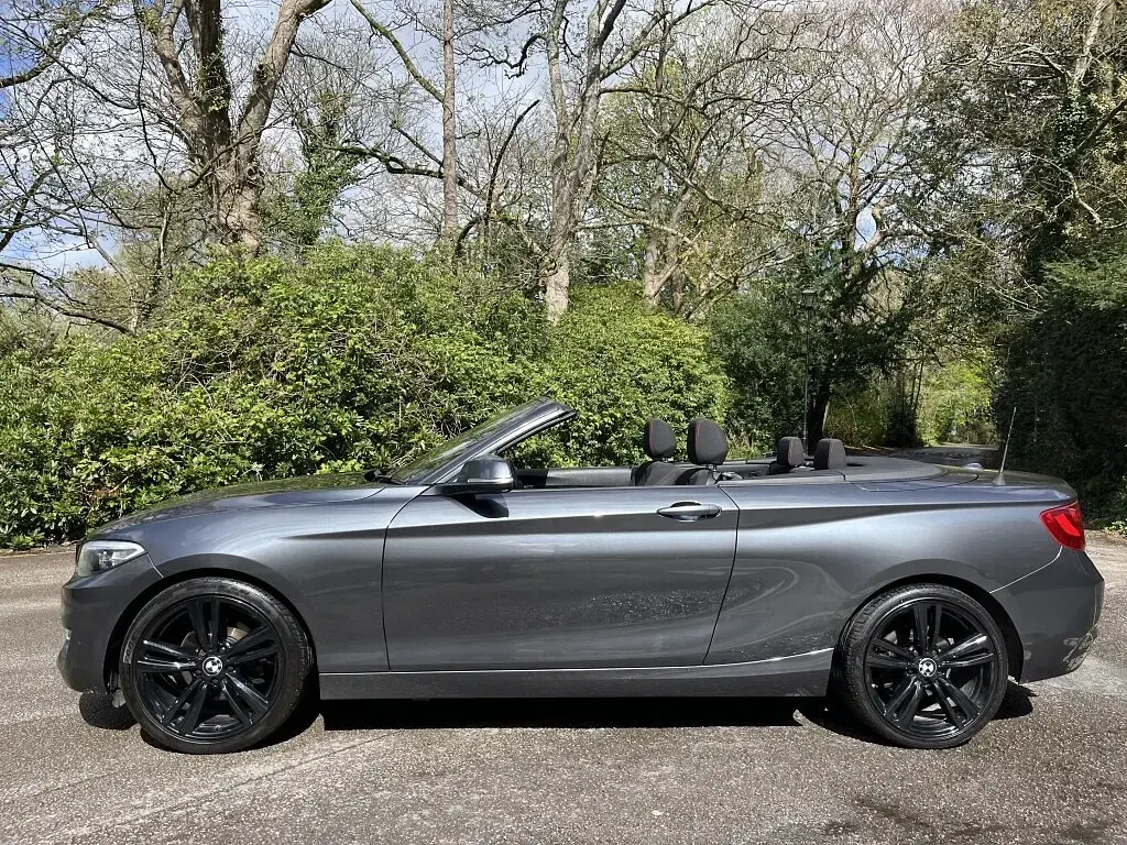 Usado BMW 220 Sport Line 190 CV (139 kW) 2015 Gris Descapotable