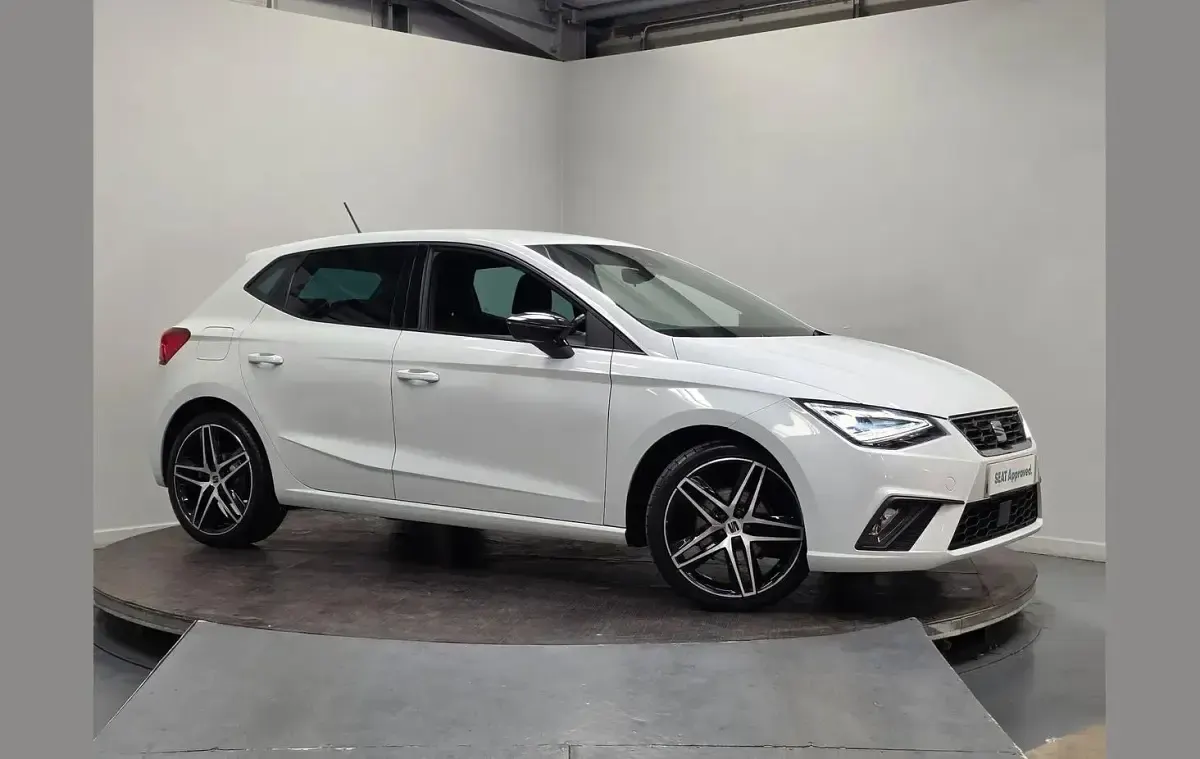 Used Seat Ibiza FR 108 HP (79 kW) 2023 White Hatchback
