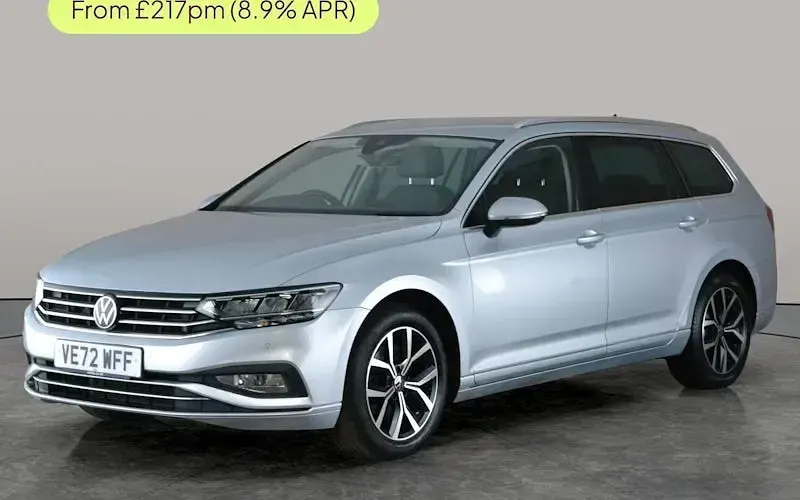 Usado VW Passat SEL 150 HP (110 kW) 2023 Prateado Carrinha