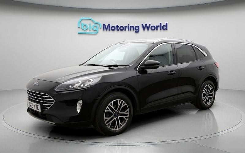Used Ford Kuga Titanium 120 HP (88 kW) 2021 Black SUV