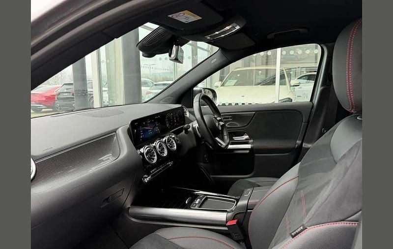 Used Mercedes GLA200 Executive 161 HP (118 kW) 2024 Grey SUV