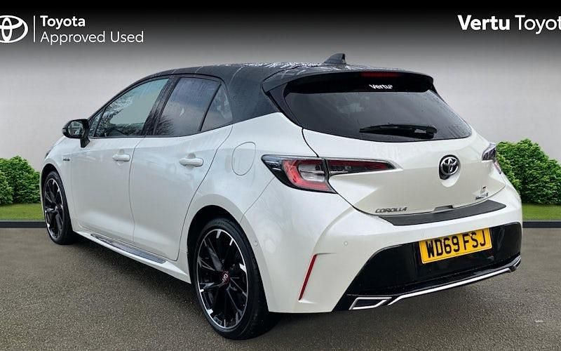 Usado Toyota Corolla Sport 184 HP (135 kW) 2022 Citadino