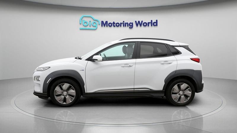 Used Hyundai Kona Premium SE 150 kW (204 HP) 2020 White SUV