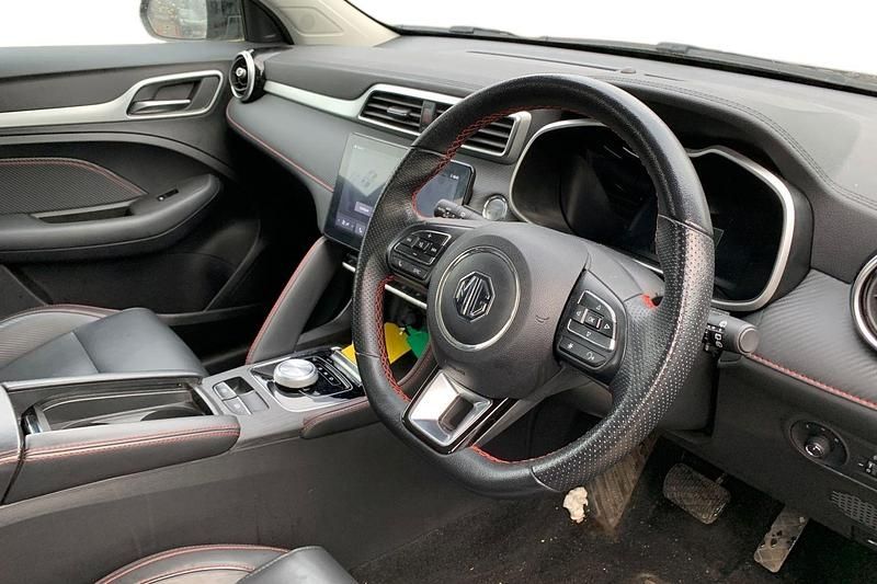 Used MG ZS Trophy 114 kW (156 HP) 2021 Black SUV