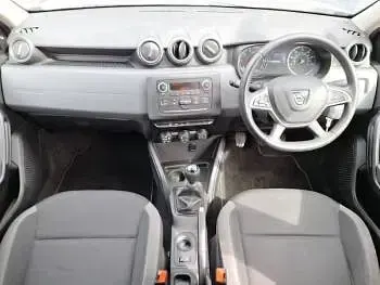 Used Dacia Duster Essentiel 115 HP (84 kW) 2018 White SUV