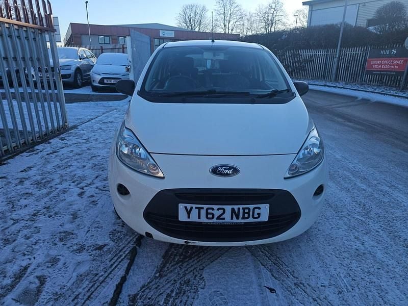 White Used 2012 Ford Ka Studio Hatchback | £1,290 (Super price) - Image 1/4