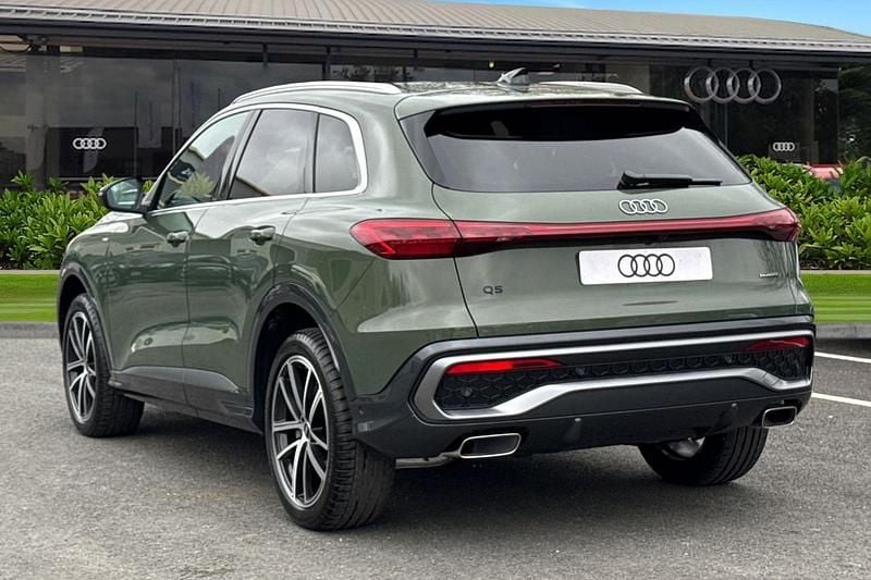 New Audi Q5 S-Line 268 HP (197 kW) 2026 Green SUV