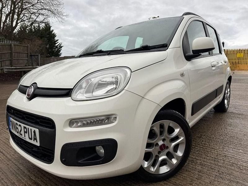 Used Fiat Panda Lounge 85 HP (62 kW) 2012 White Hatchback