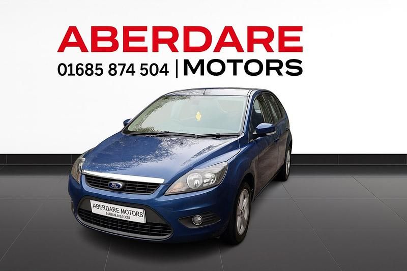 Used Ford Focus Zetec 110 HP (80 kW) 2010 Blue Hatchback