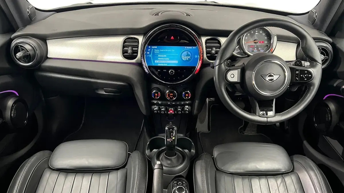 Gebraucht Mini Cooper S Exclusive 176 PS (129 kW) 2022 Silber Kleinwagen