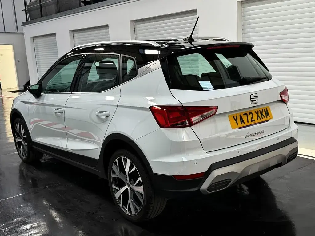 Used Seat Arona Xperience Lux 110 HP (80 kW) 2023 White SUV
