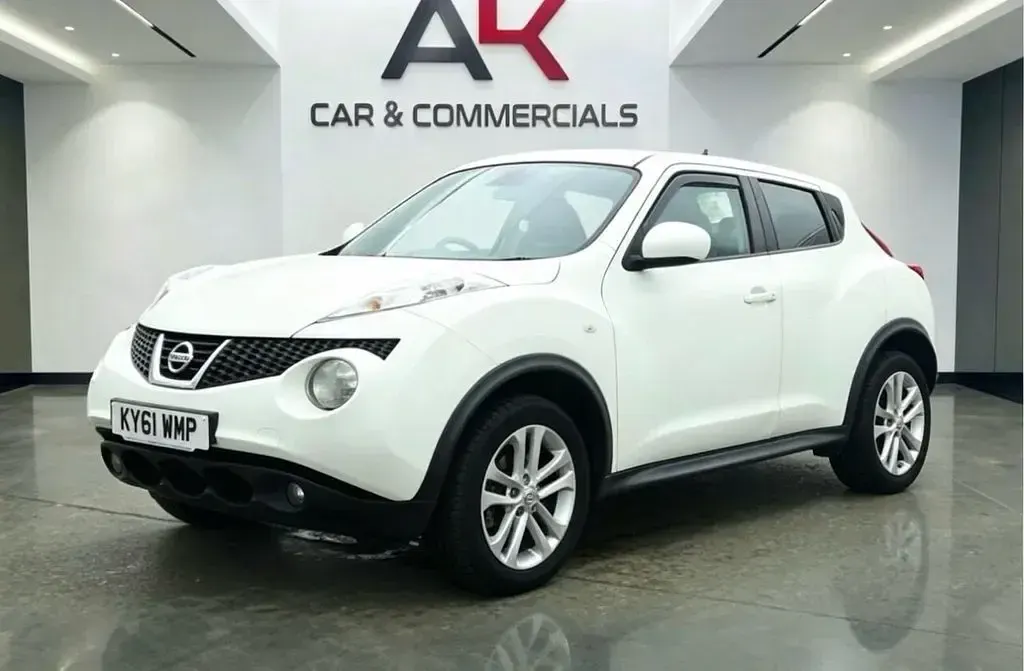 Used Nissan Juke Tekna 110 HP (80 kW) 2011 White SUV