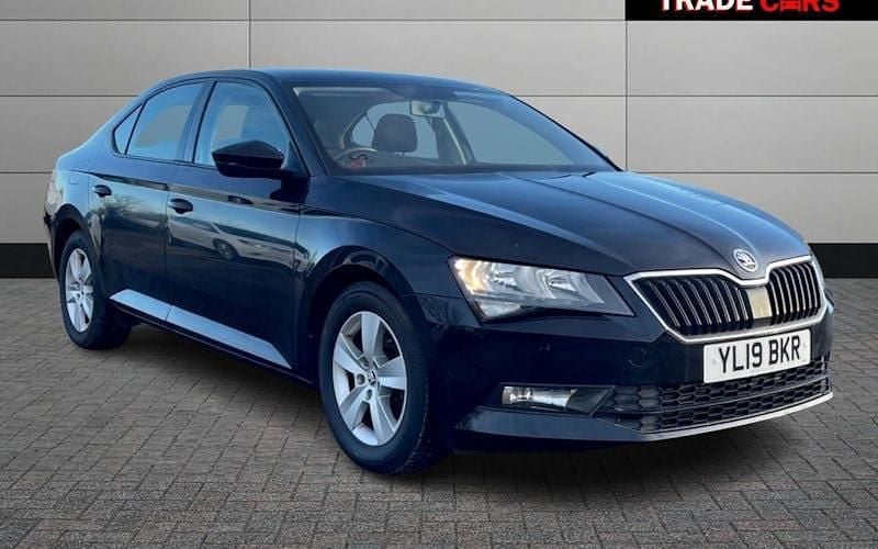 Black Used 2019 Skoda Superb Hatchback | £8,995 (Super price) - Image 1/4