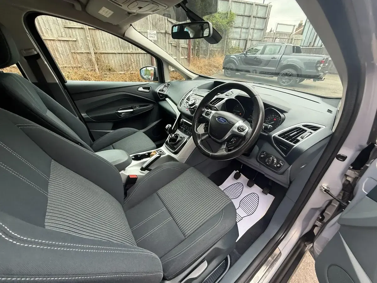 Used Ford C-MAX Titanium 115 HP (84 kW) 2011 Silver MPV