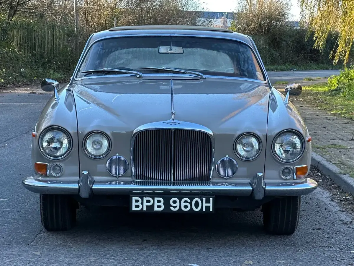 Used Jaguar 420 1970 Brown Sedan