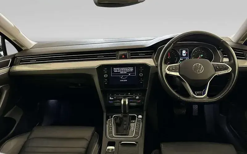 Used VW Passat GTE 218 HP (160 kW) 2021 Sedan
