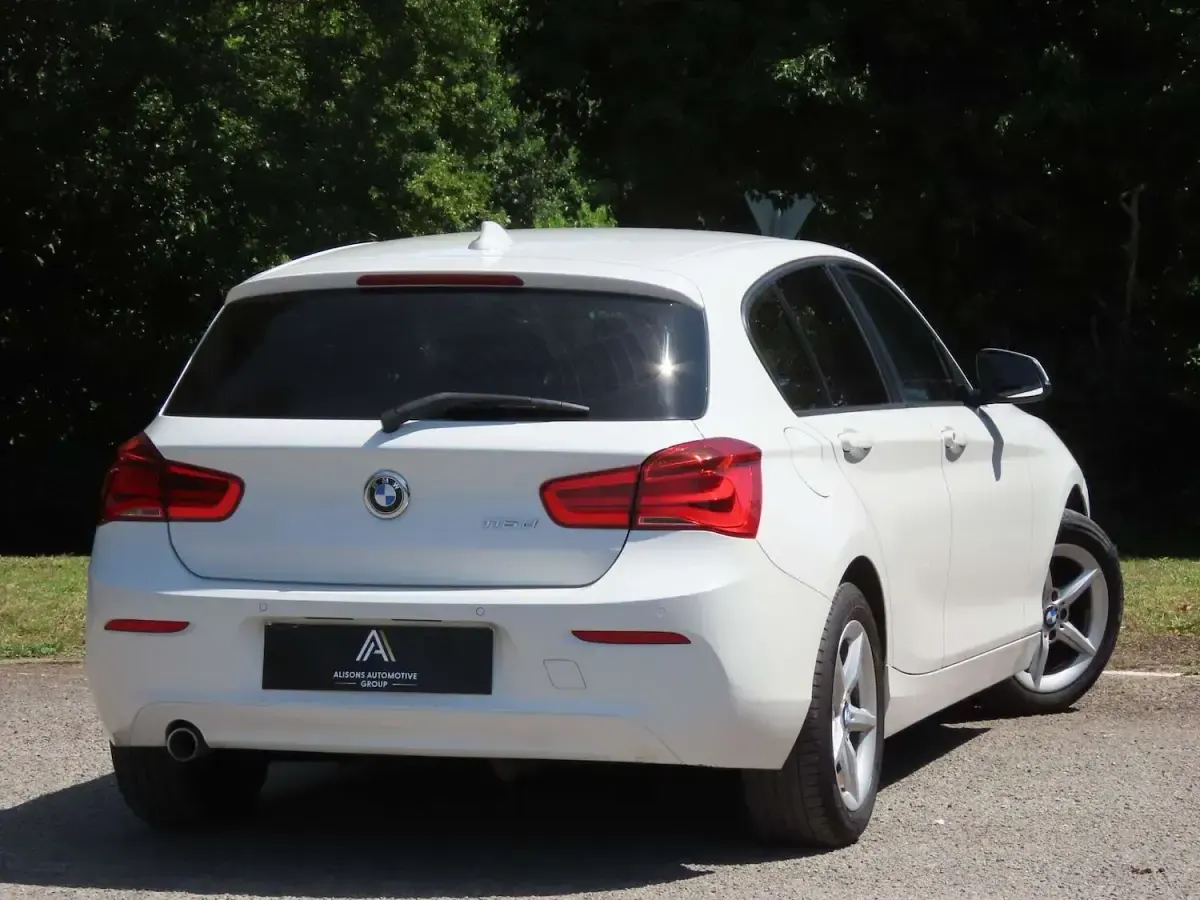 Used BMW 116 Efficient Dynamics 2017 White Hatchback