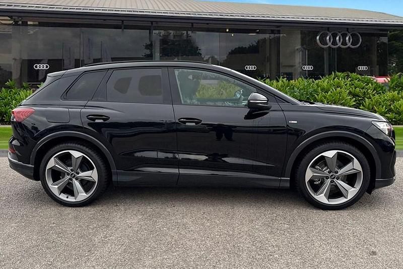 Used Audi Q4 e-tron Black Edition 125 kW (170 HP) 2025 Black SUV