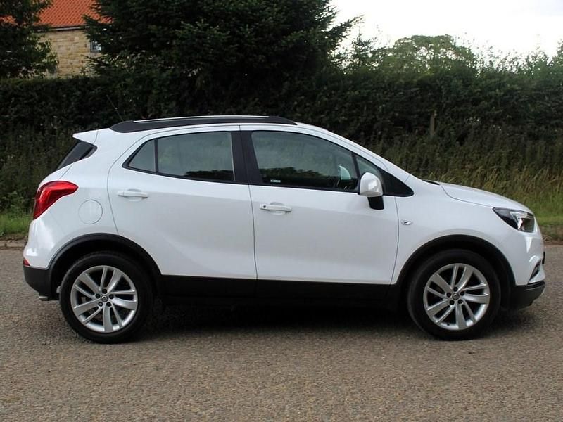 Used Vauxhall Mokka X Active 140 HP (102 kW) 2018 White SUV