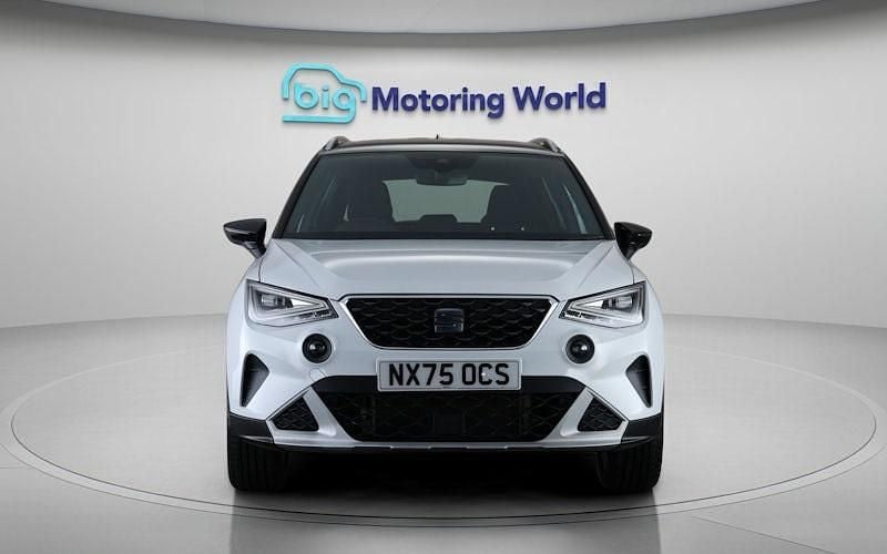 Used Seat Arona Xperience 116 HP (85 kW) 2025 White SUV