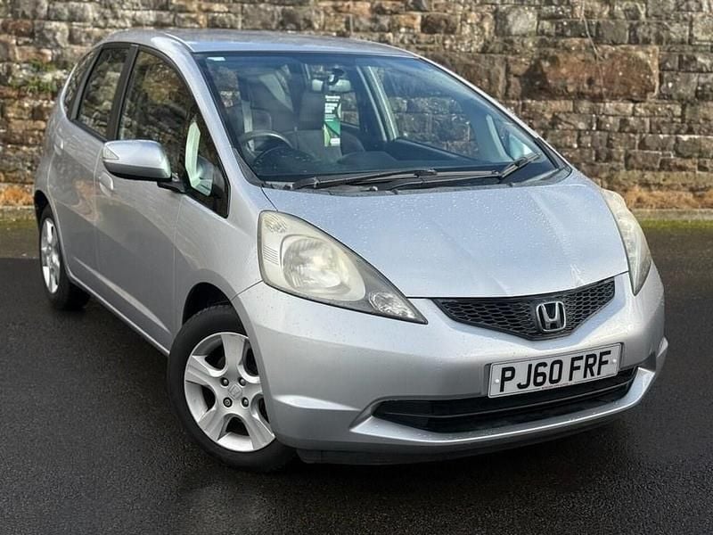 Used Honda Jazz ES 99 HP (72 kW) 2011 Silver Hatchback
