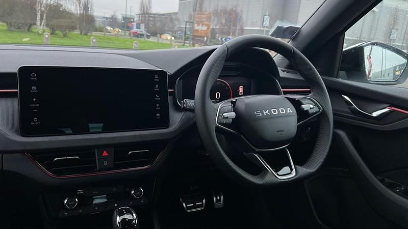 Gebraucht Skoda Kamiq Design Edition 116 PS (85 kW) 2026 Weiß SUV